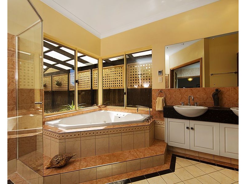 1 Holly Place, Golden Grove SA 5125