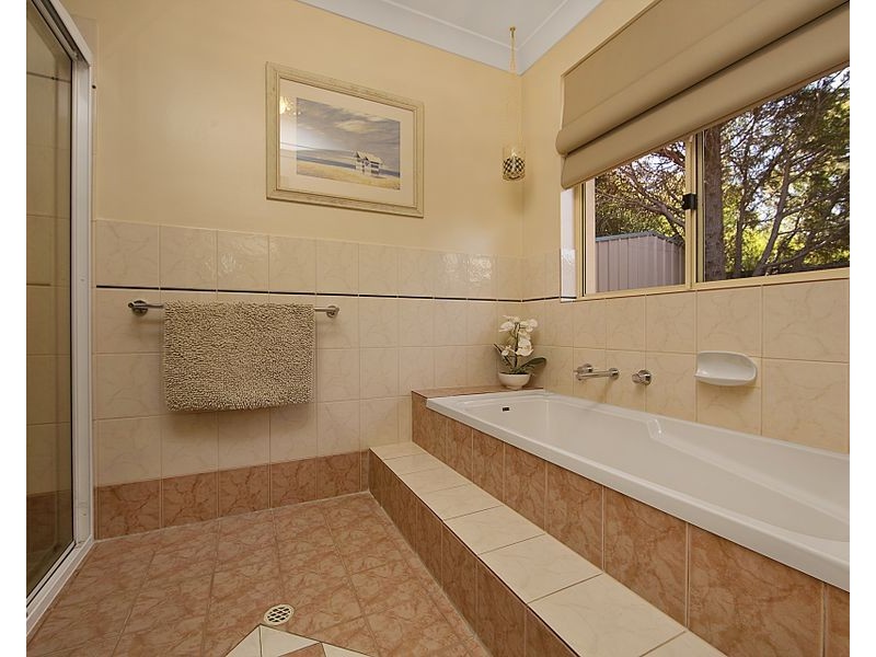 1 Holly Place, Golden Grove SA 5125