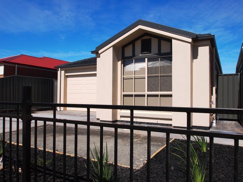 26 Centenary Circuit, Andrews Farm SA 5114