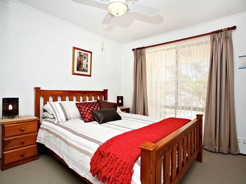 3/8 Polst Avenue, Para Vista SA 5093