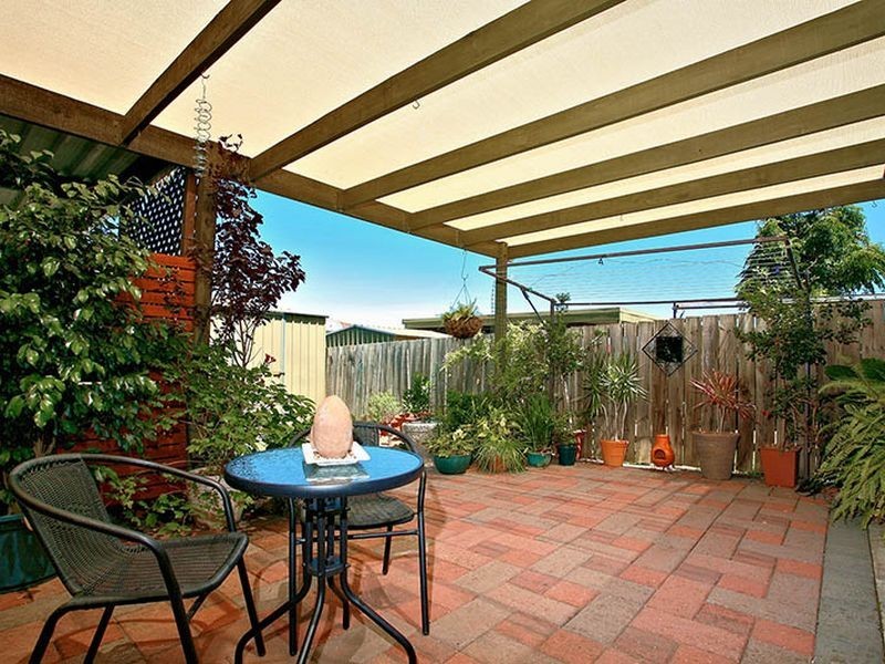 3/8 Polst Avenue, Para Vista SA 5093