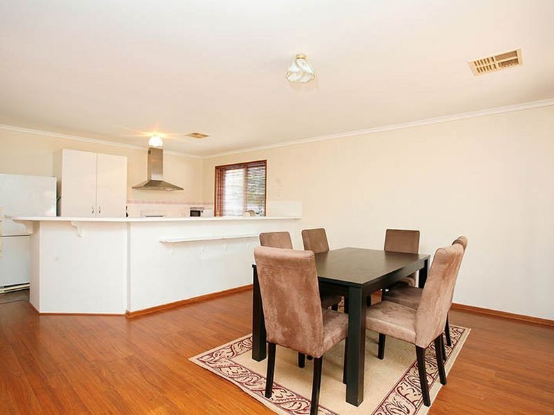 2 Dunbarton Crescent, Greenwith SA 5125