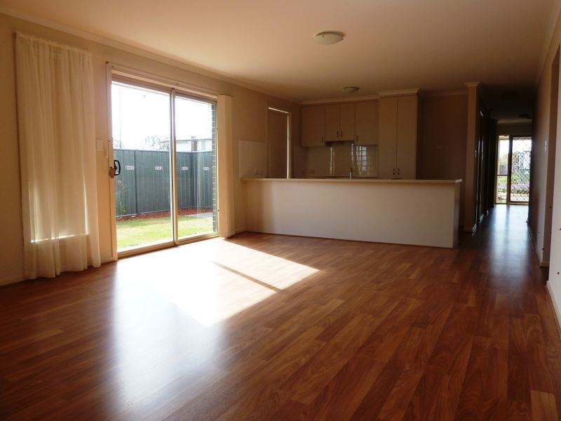 24 West Parkway, Andrews Farm SA 5114