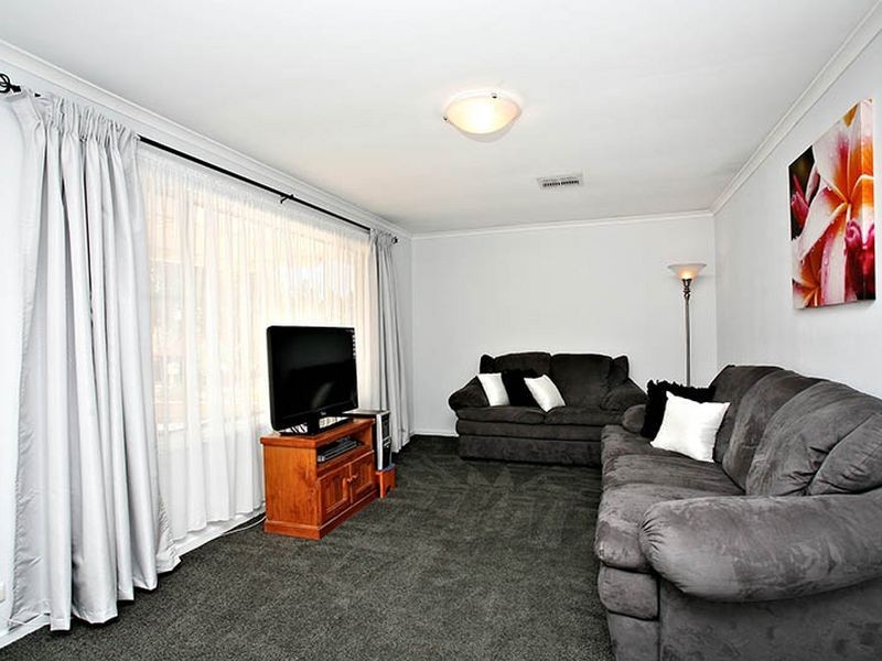 10 Currawong Crescent, Modbury Heights SA 5092