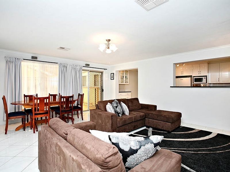 10 Currawong Crescent, Modbury Heights SA 5092