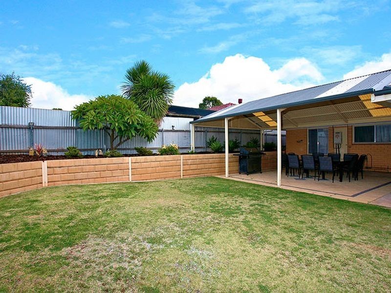 10 Currawong Crescent, Modbury Heights SA 5092