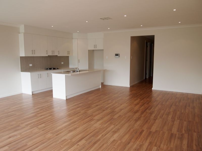 28 Somerset Avenue, Clearview SA 5085