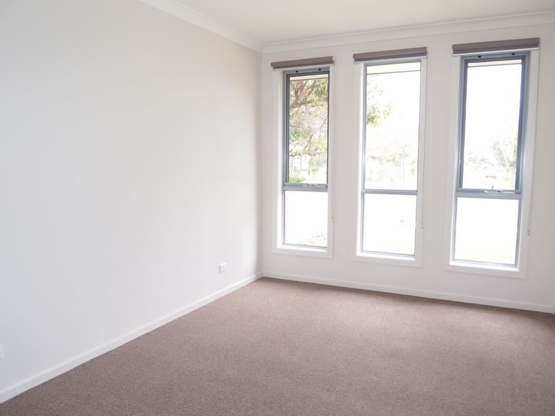 28 Somerset Avenue, Clearview SA 5085