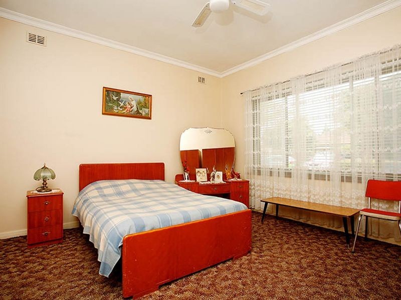 4 Minerva Crescent, Croydon Park SA 5008