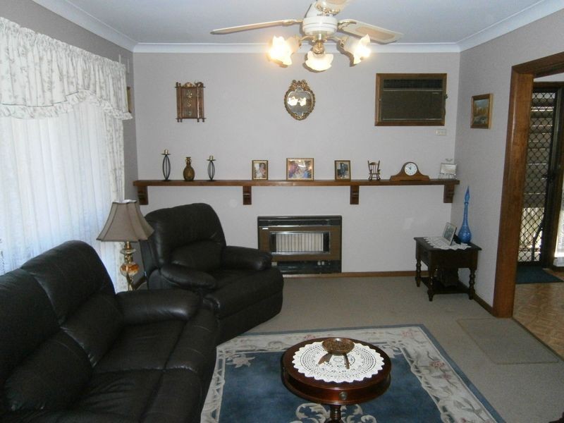 20 Heather Drive, Para Vista SA 5093