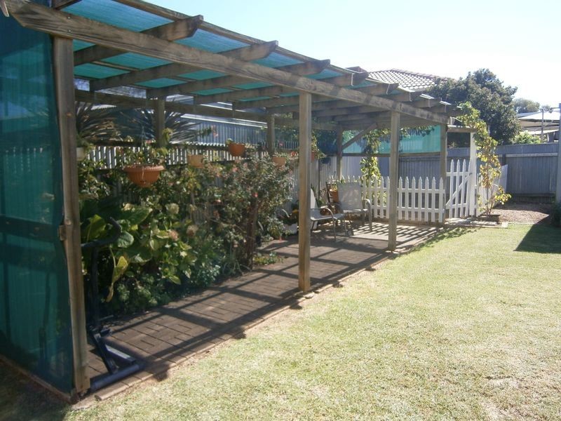 20 Heather Drive, Para Vista SA 5093