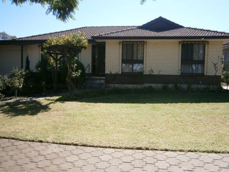 20 Heather Drive, Para Vista SA 5093