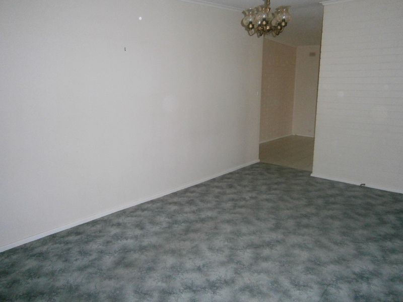 19 Gwender Terrace, Para Hills SA 5096