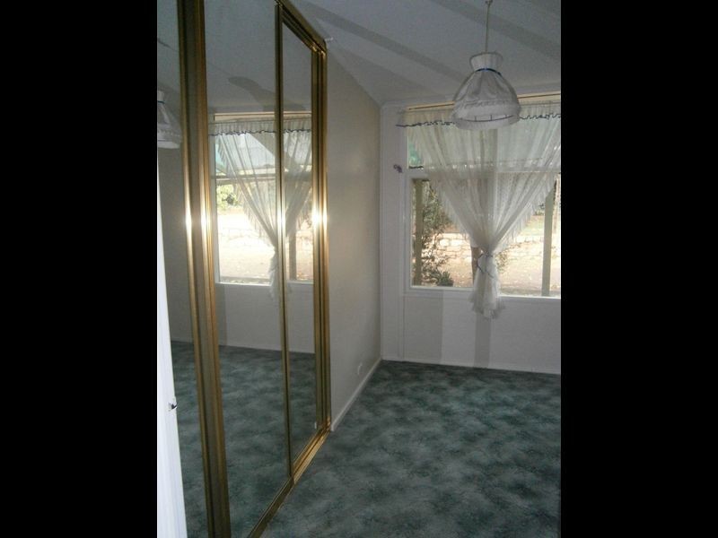 19 Gwender Terrace, Para Hills SA 5096