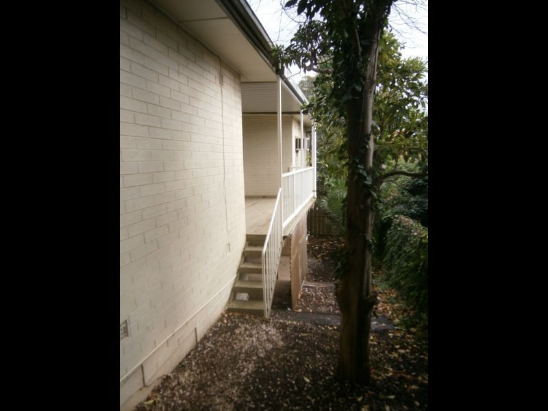 19 Gwender Terrace, Para Hills SA 5096