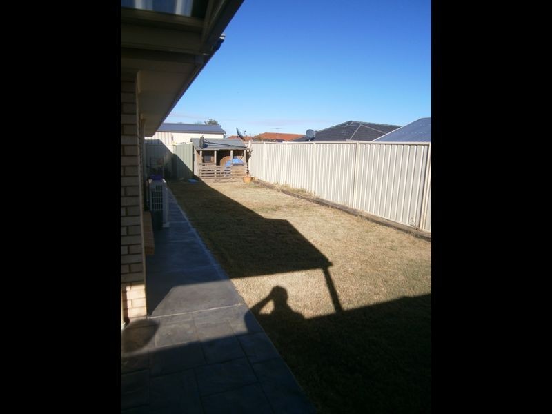 4 Strathmore Avenue, Smithfield SA 5114