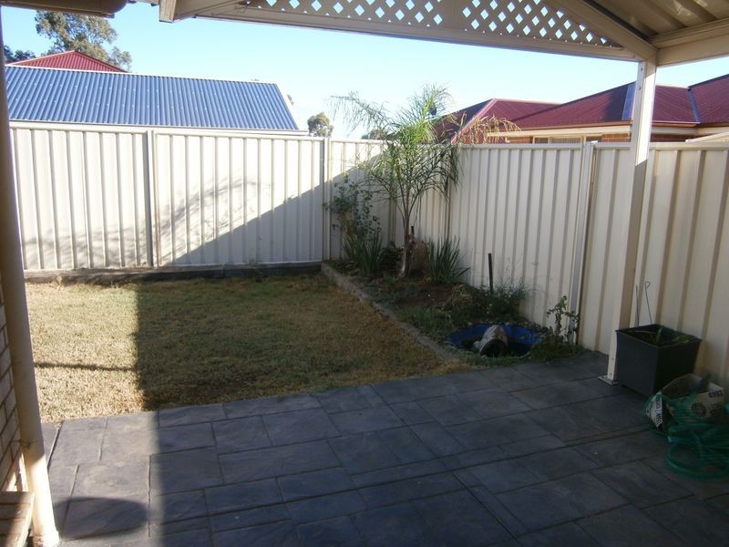 4 Strathmore Avenue, Smithfield SA 5114