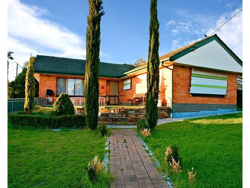 32 Milne Road, Para Hills SA 5096