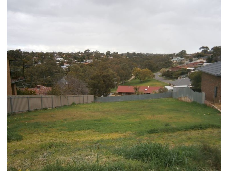21 Flinders Drive, Valley View SA 5093
