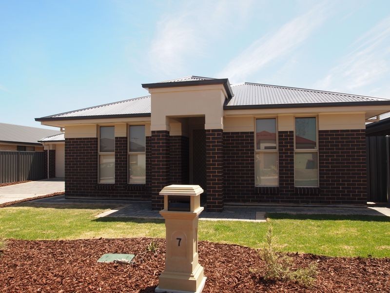 7 Jade Court, Munno Para West SA 5115