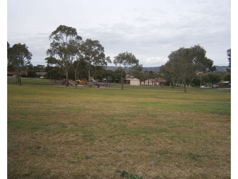 2 Beryl Court, Modbury SA 5092