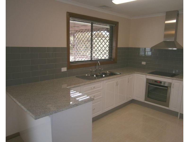 4 Theel Avenue, Birdwood SA 5234