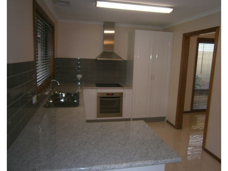 4 Theel Avenue, Birdwood SA 5234