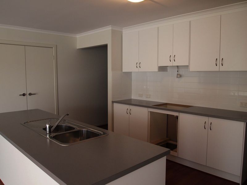 8 Jade Court, Munno Para West SA 5115