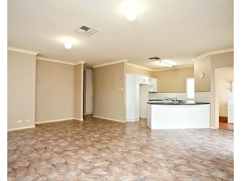 1 Glenmore Close, Greenwith SA 5125