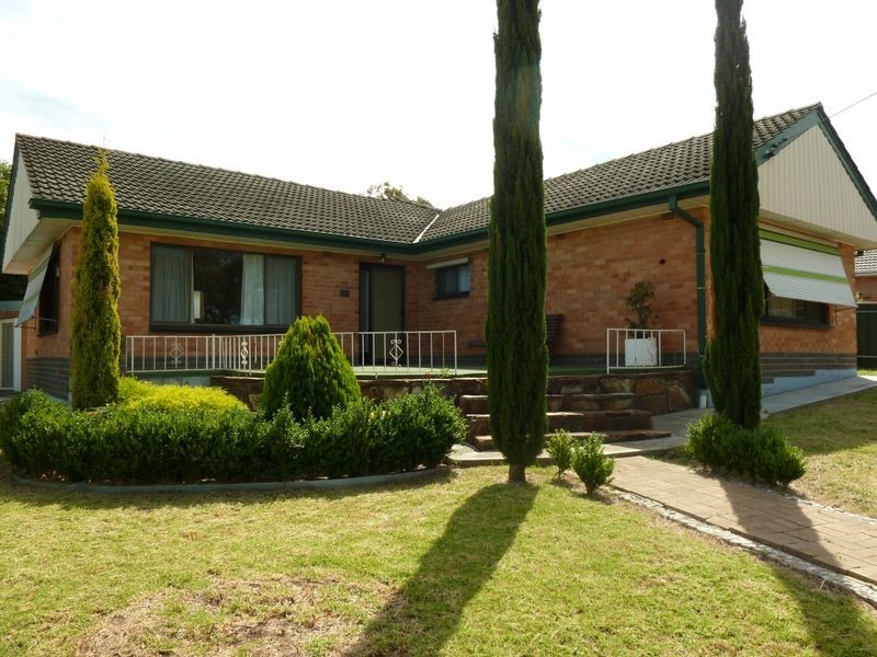 32 Milne Road, Para Hills SA 5096