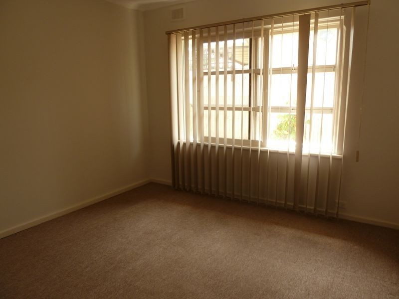 32 Milne Road, Para Hills SA 5096