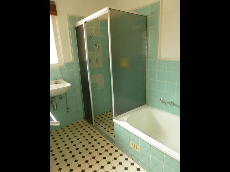 32 Milne Road, Para Hills SA 5096