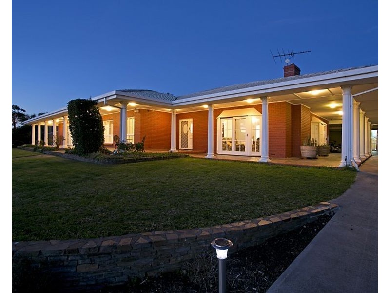 60 Coomurra Drive, Salisbury Heights SA 5109