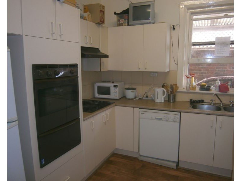 18 Roslind Street, Kensington Gardens SA 5068