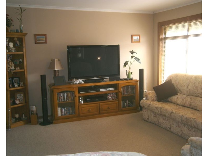 88 Adrian Street, Ingle Farm SA 5098