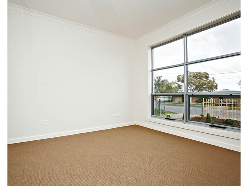 8a Wandana Avenue, Gilles Plains SA 5086