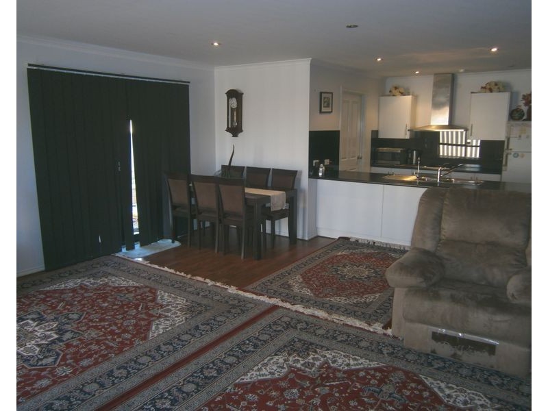 15 Graeber Rd, Smithfield SA 5114