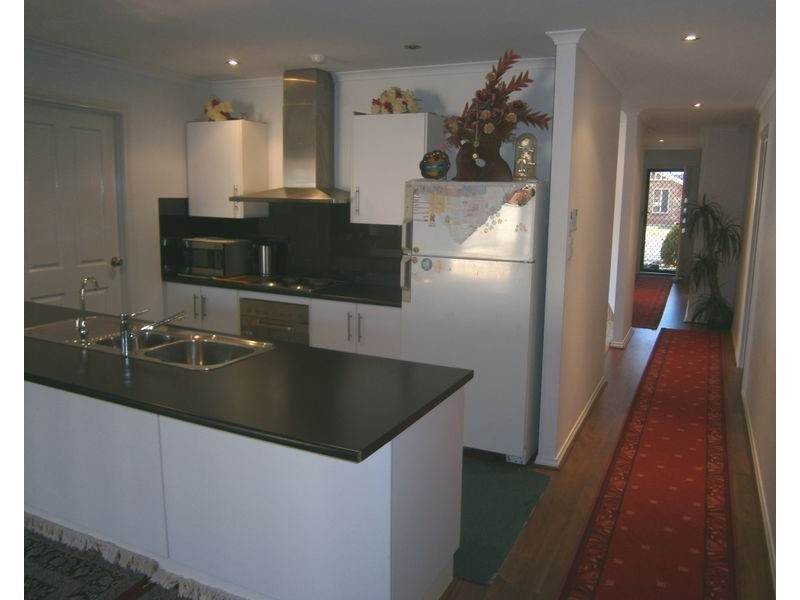 15 Graeber Rd, Smithfield SA 5114