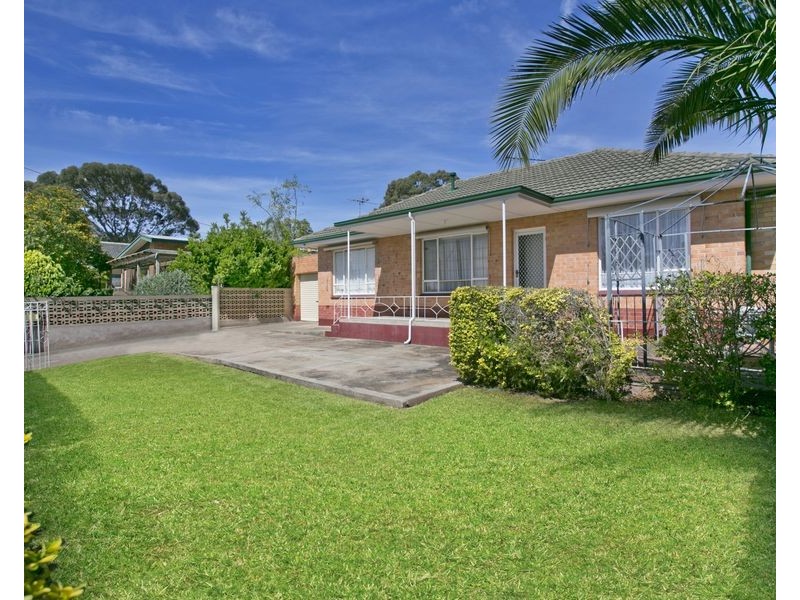 12 Filmer Avenue, Para Hills SA 5096