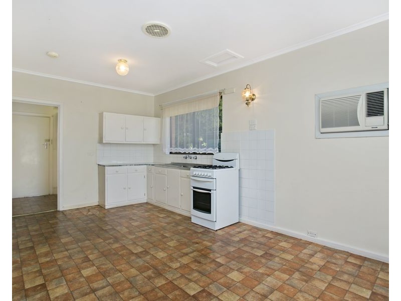 12 Filmer Avenue, Para Hills SA 5096