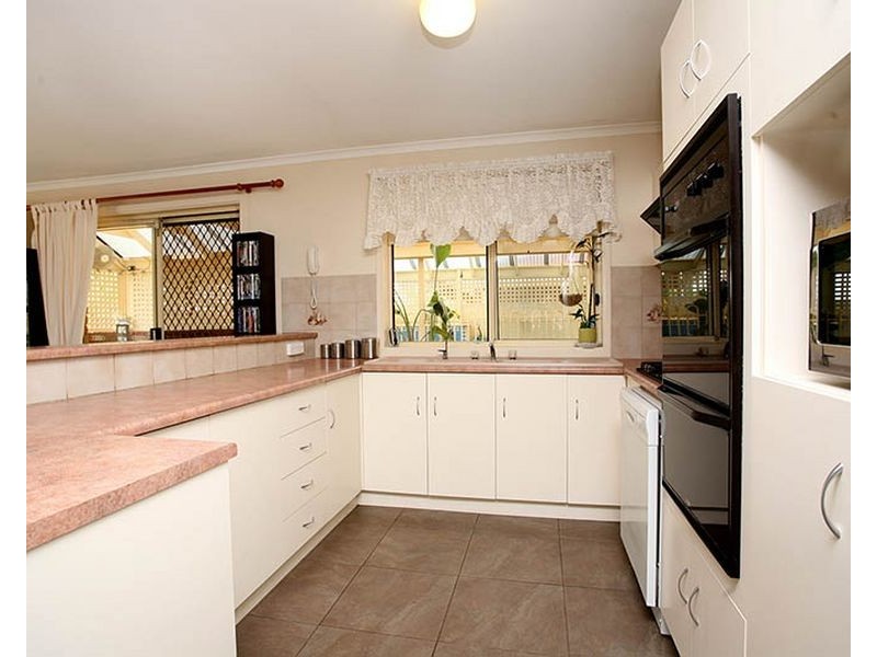 85 Highfield Drive, Hillbank SA 5112