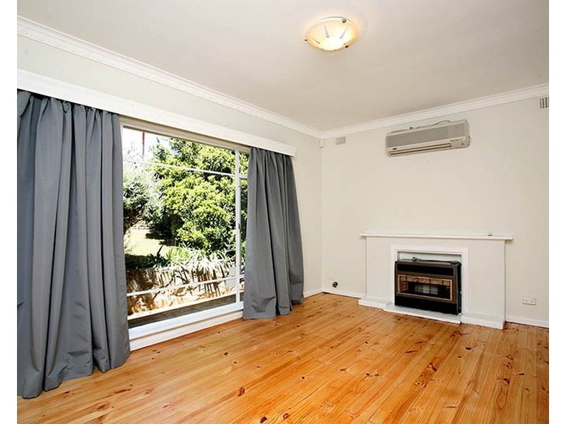 24 Far View Crescent, Ridgehaven SA 5097