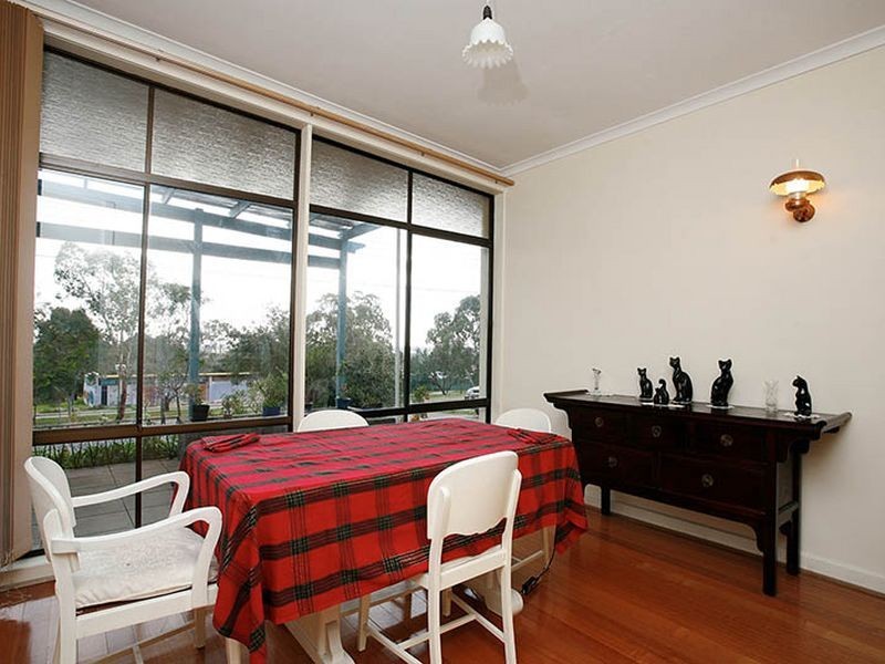 30 Robert Avenue, Para Hills SA 5096