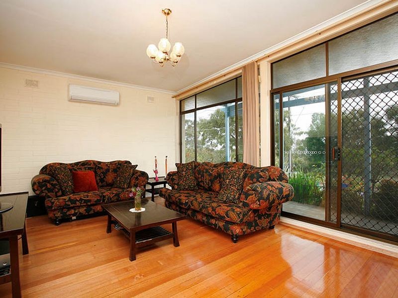 30 Robert Avenue, Para Hills SA 5096