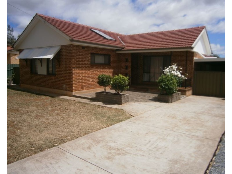 9 Bloomfield Crescent, Elizabeth Downs SA 5113