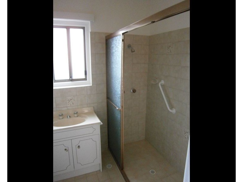 9 Bloomfield Crescent, Elizabeth Downs SA 5113