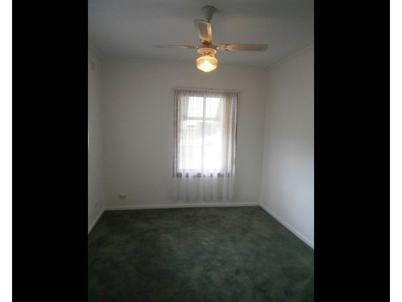 9 Bloomfield Crescent, Elizabeth Downs SA 5113