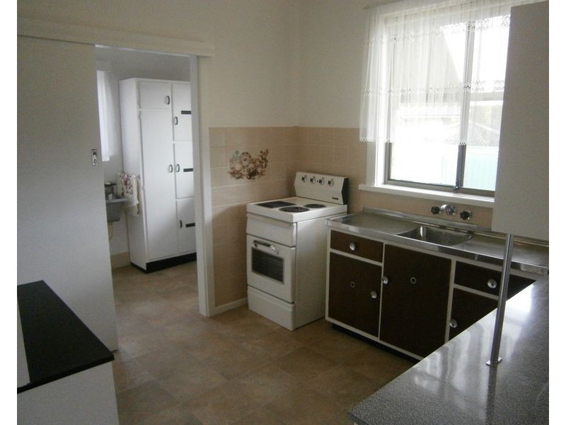 9 Bloomfield Crescent, Elizabeth Downs SA 5113