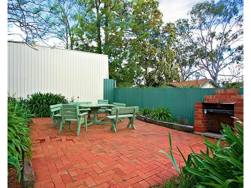 19 St Albans Avenue, Valley View SA 5093