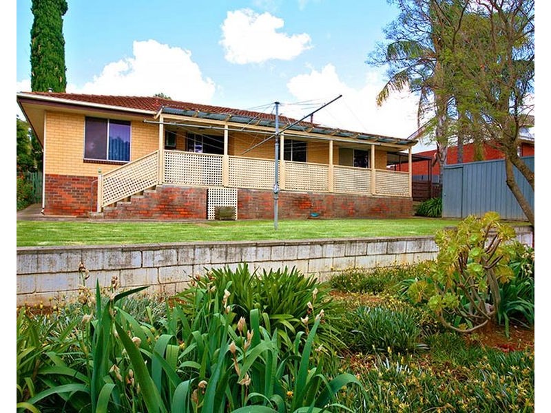 19 St Albans Avenue, Valley View SA 5093